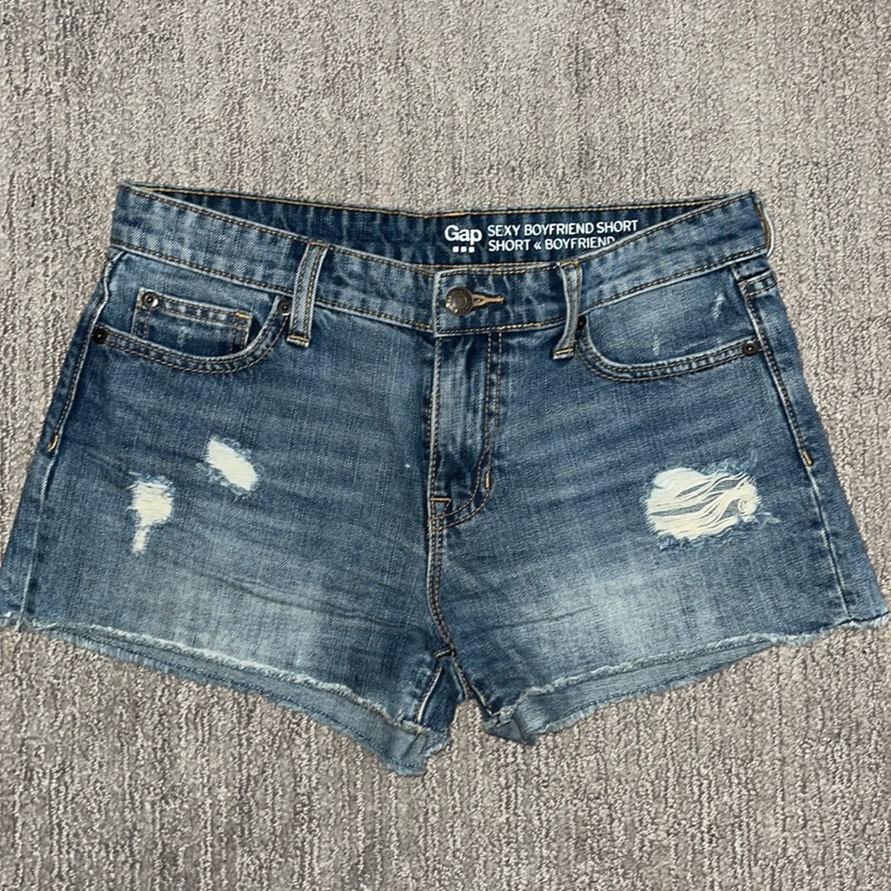 Gap Sexy Boyfriend Short